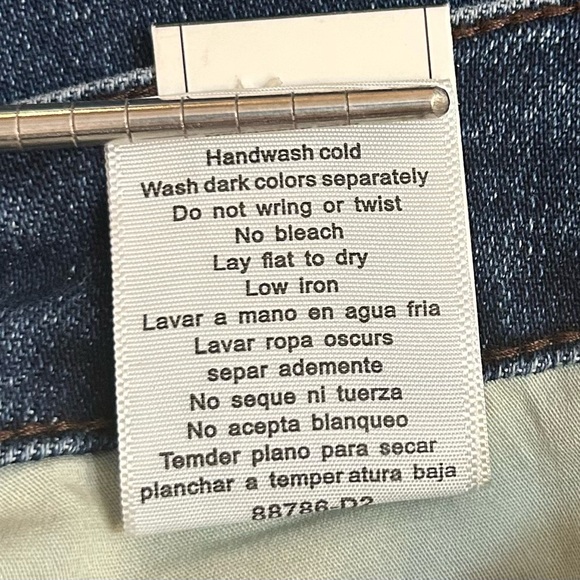 Judy Blue Women’s Size 3 Short Boot Cut Tummy Control Jeans NWT - Picture 8 of 9